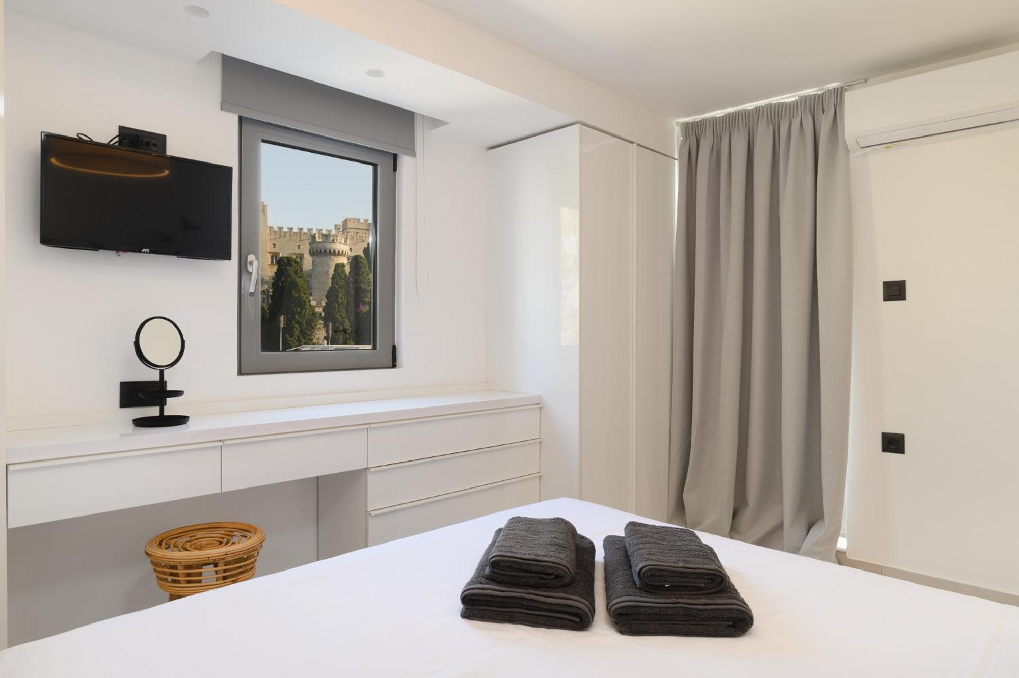 Castelo View Luxury Apt Rhodes City Ngoại thất bức ảnh