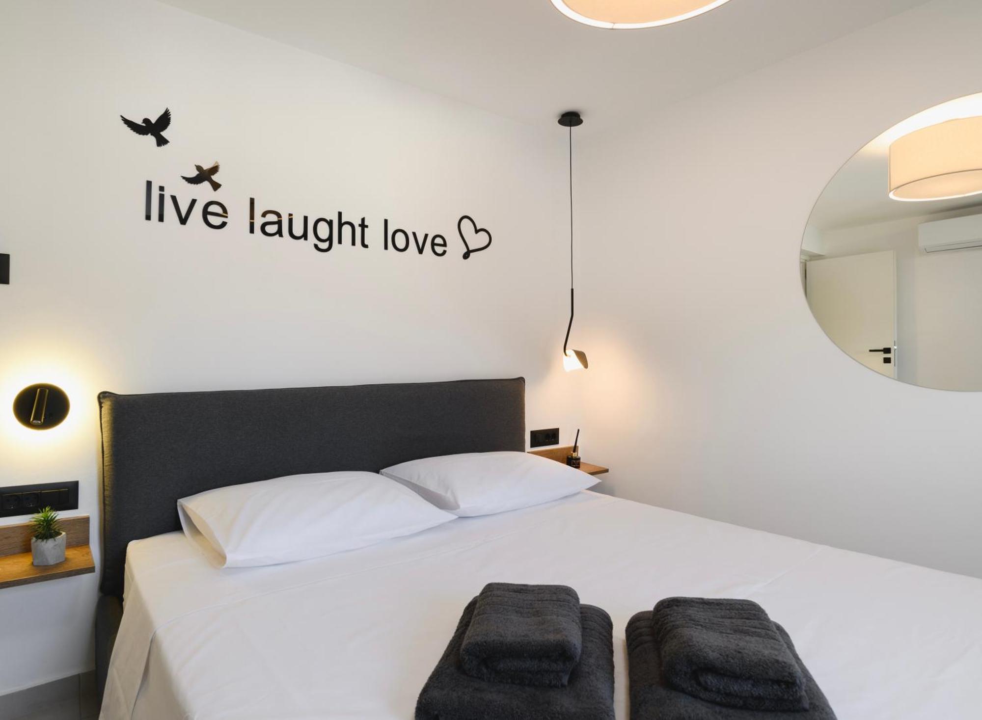 Castelo View Luxury Apt Rhodes City Ngoại thất bức ảnh